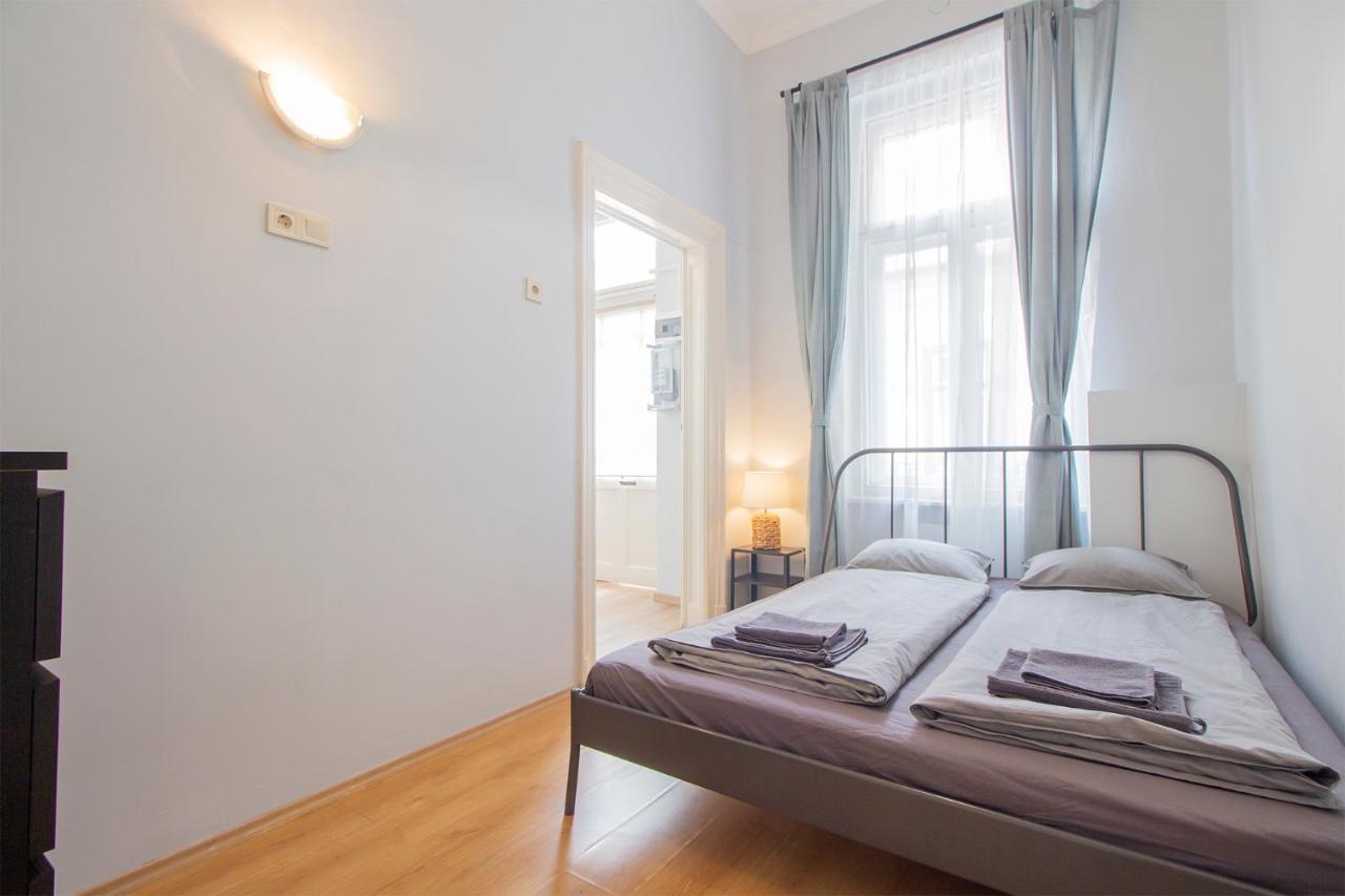 Isabella Suite With Ac Budapeszt Zewnętrze zdjęcie